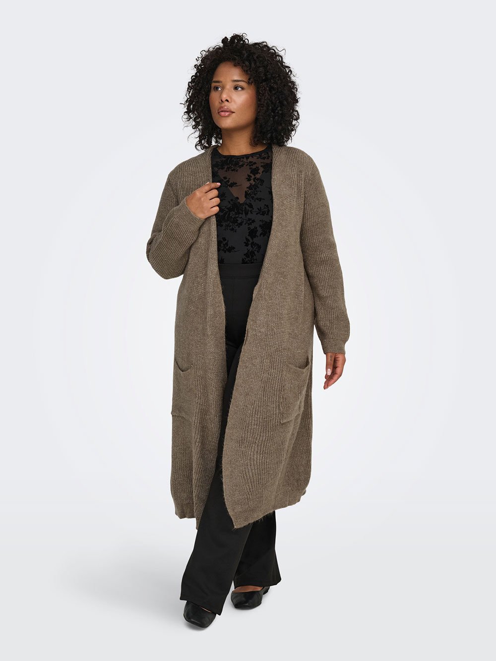 F_15283124_M_4118345_Front-Full Only Carmakoma Trikotāžas Kardigāns - Image 1